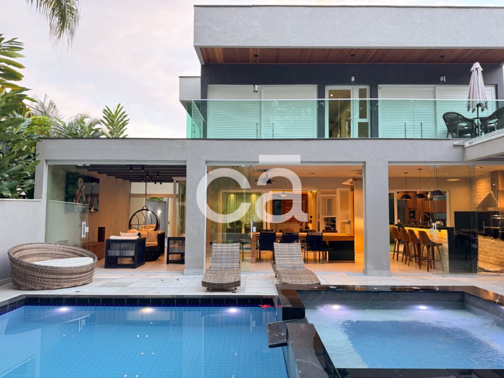 Piscina casa Riviera